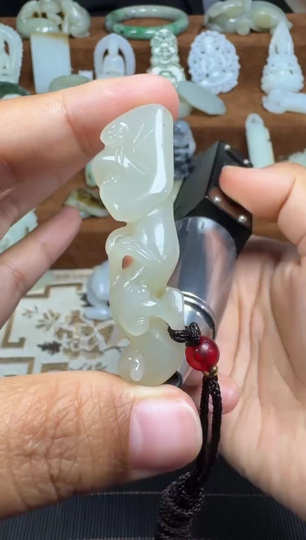 颈饰未镶嵌和田玉1