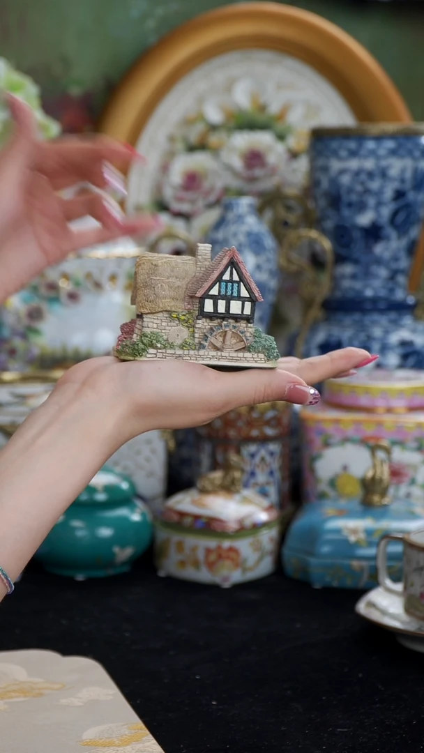 瓷米多家中古器物 如图所示  213