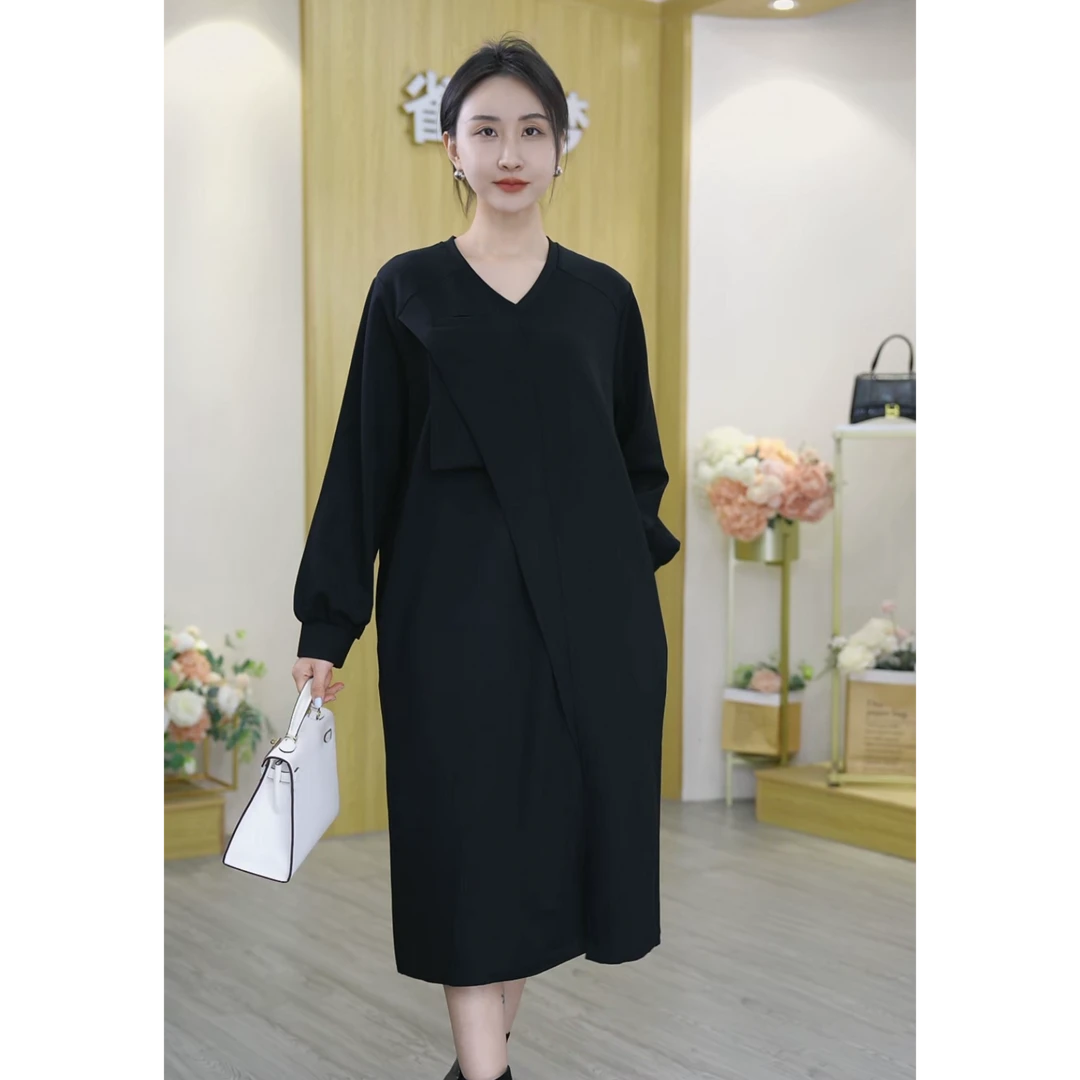 大码女装连衣裙2025春秋新款高级感洋气开叉中长款宽松显瘦长裙