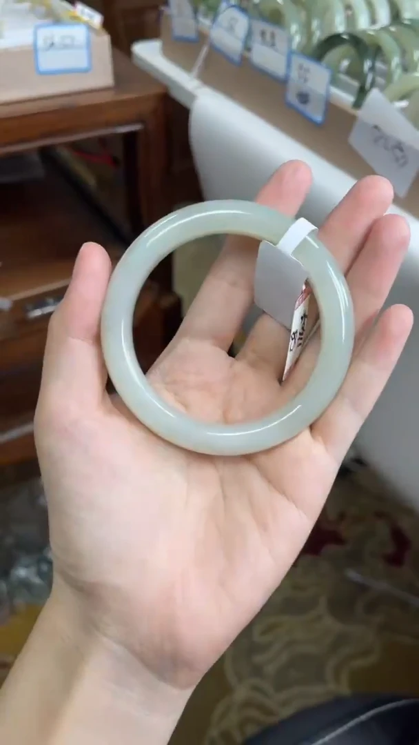 未镶嵌手镯和田玉58