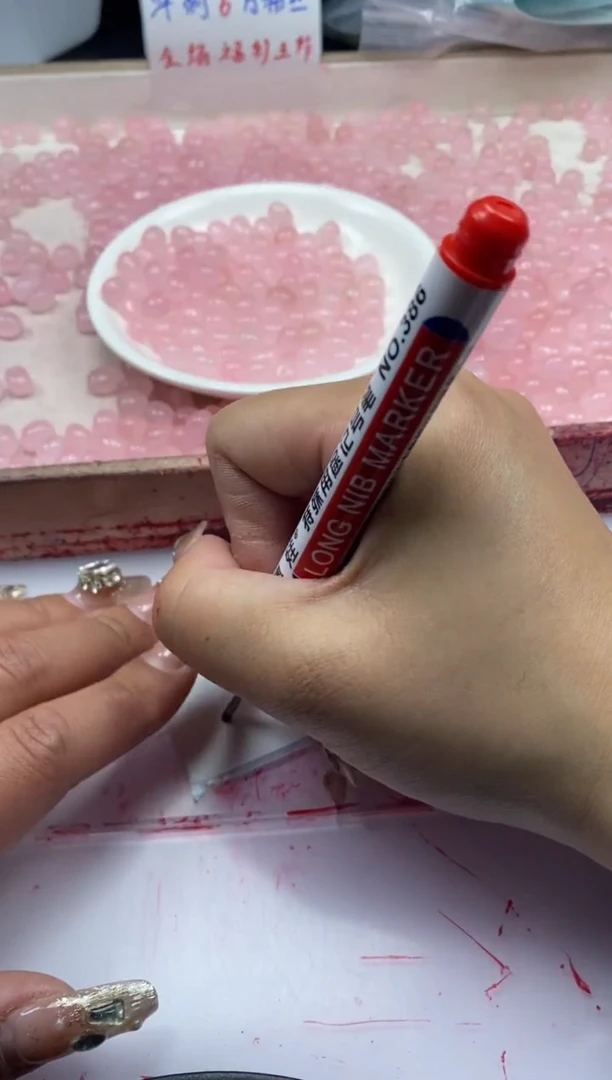 【闪购商品】水晶颈饰未镶嵌w2433粉水晶随形10mm*30颗