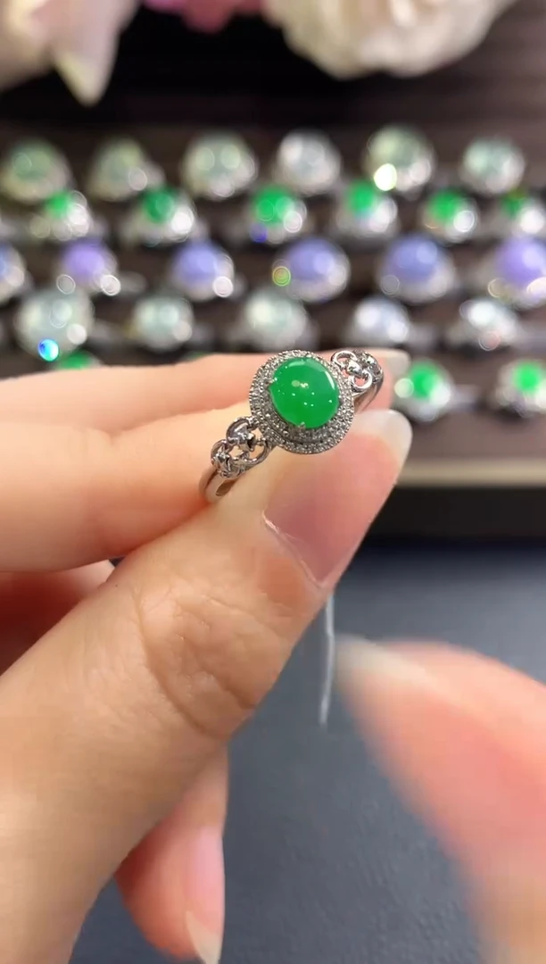 18K金镶嵌戒指翡翠b1 4