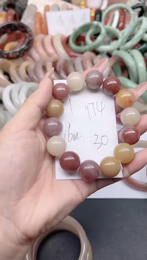 未镶嵌手镯石英质玉174