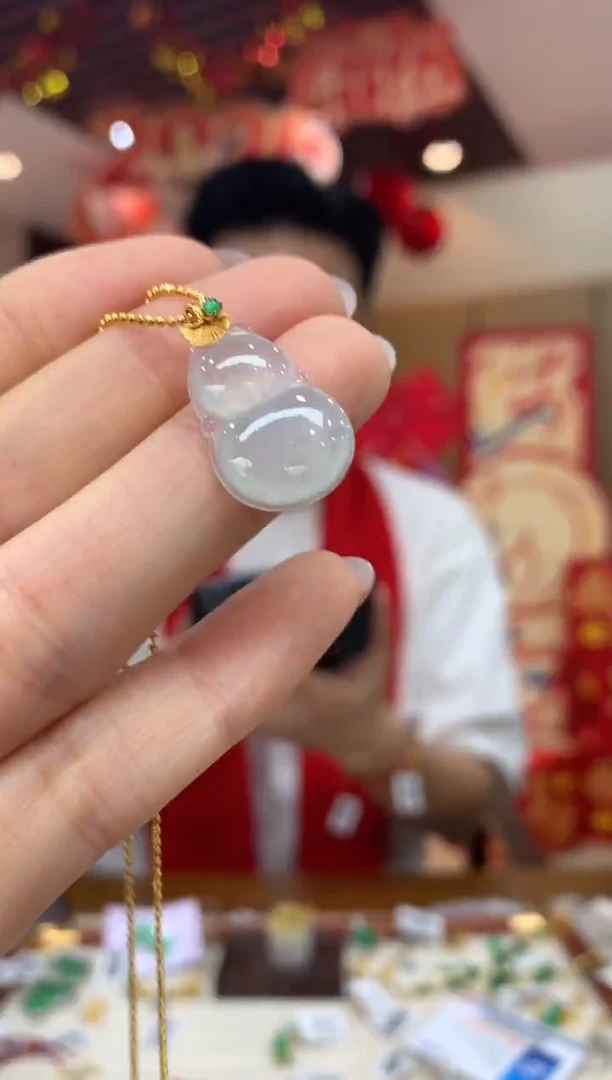 吊坠(不含链)18K金镶嵌翡翠葫芦