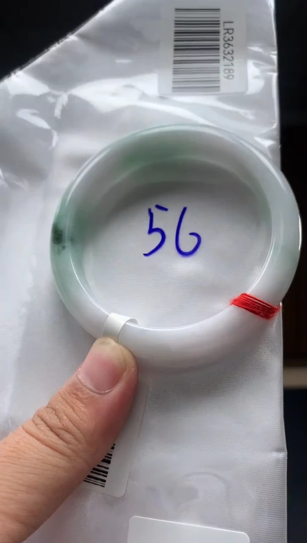 未镶嵌定制翡翠          *257