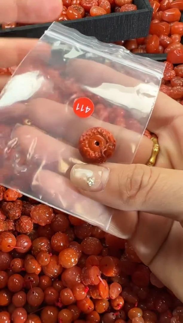 【闪购商品】南红玛瑙颈饰未镶嵌1