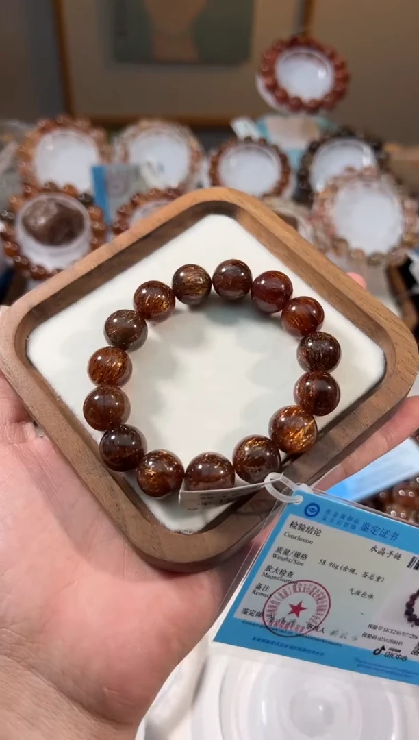 水晶手串未镶嵌燕*飞黑金超七14+