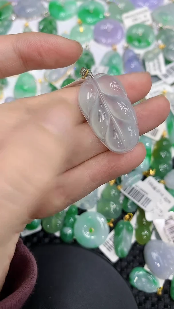 颈饰18K金镶嵌翡翠11111111111111111