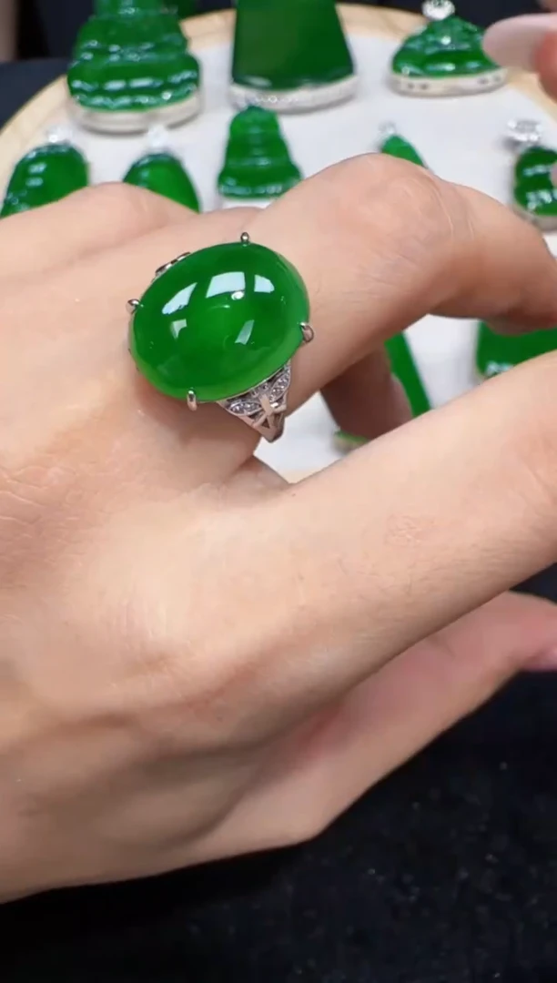 未镶嵌定制翡翠翡翠戒指193