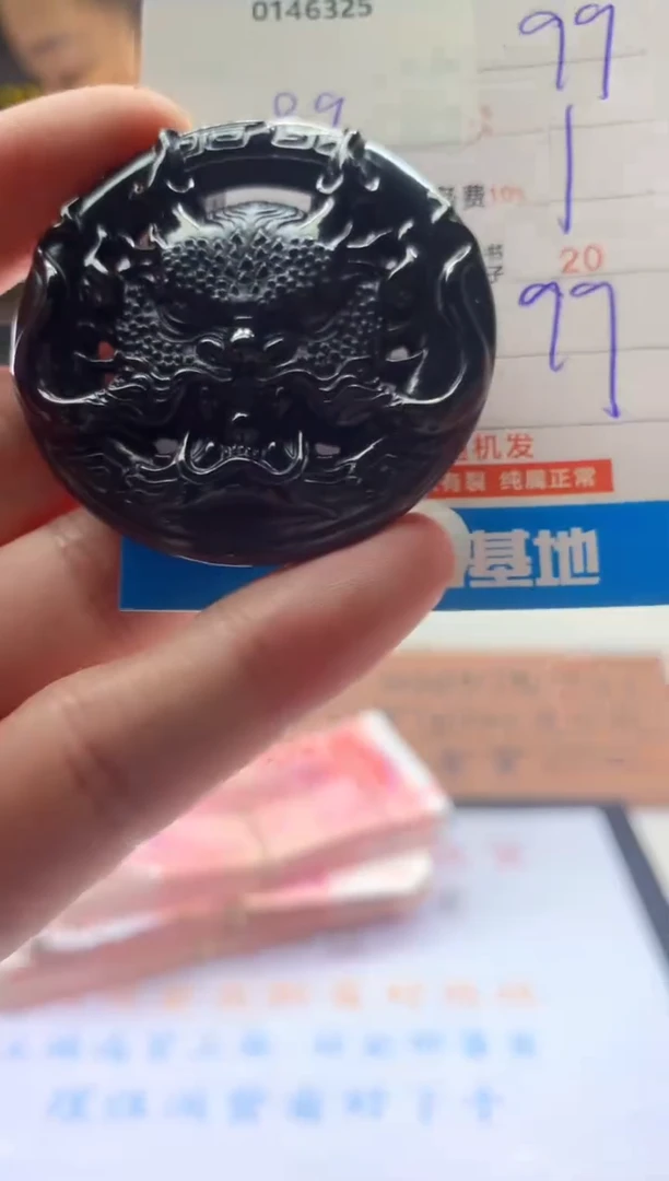 翡翠未镶嵌颈饰天然翡翠A货拍一发一