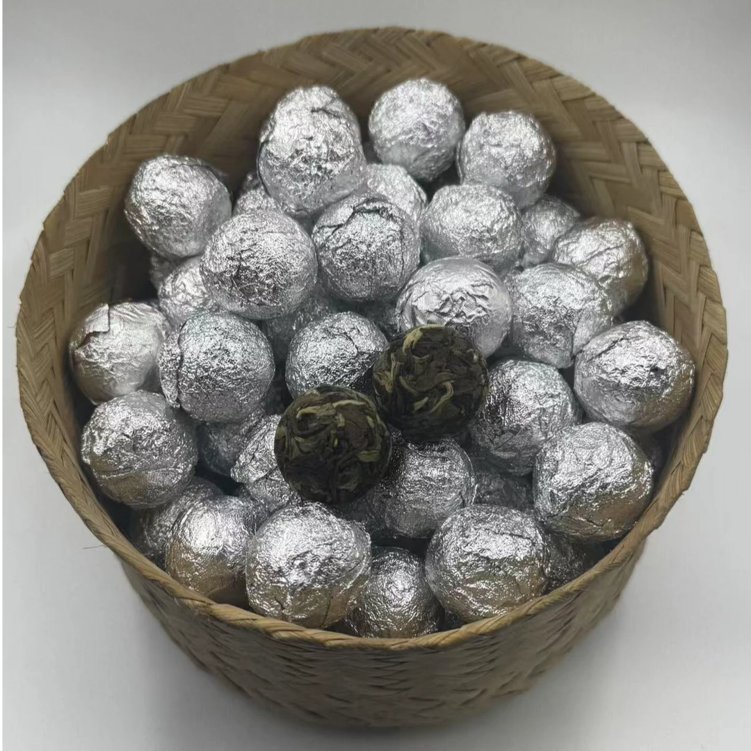 2018年南糯山 白茶龙珠生 8g/颗