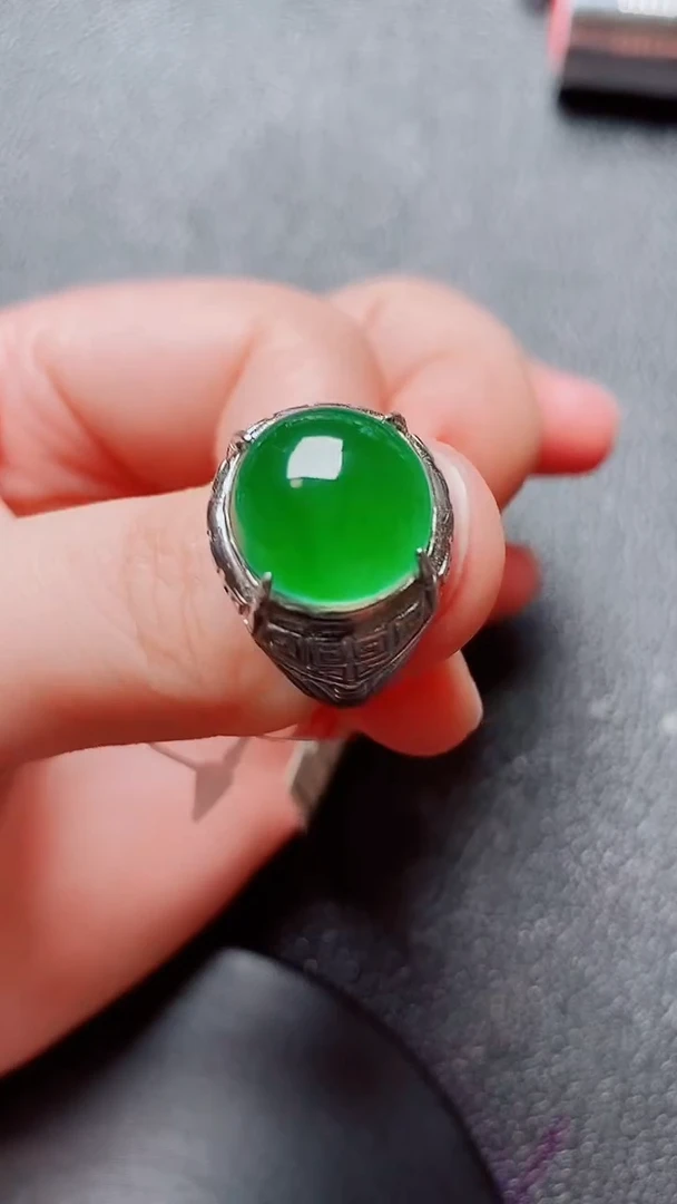 翡翠戒指银S925镶嵌翡翠