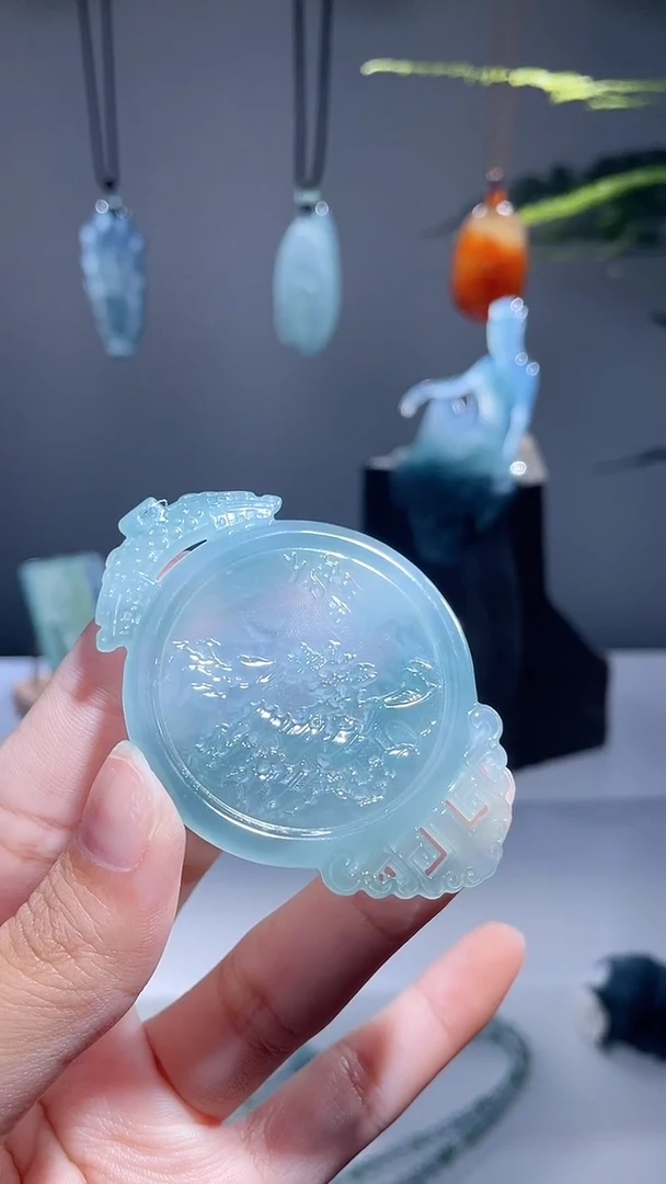 颈饰未镶嵌翡翠山水