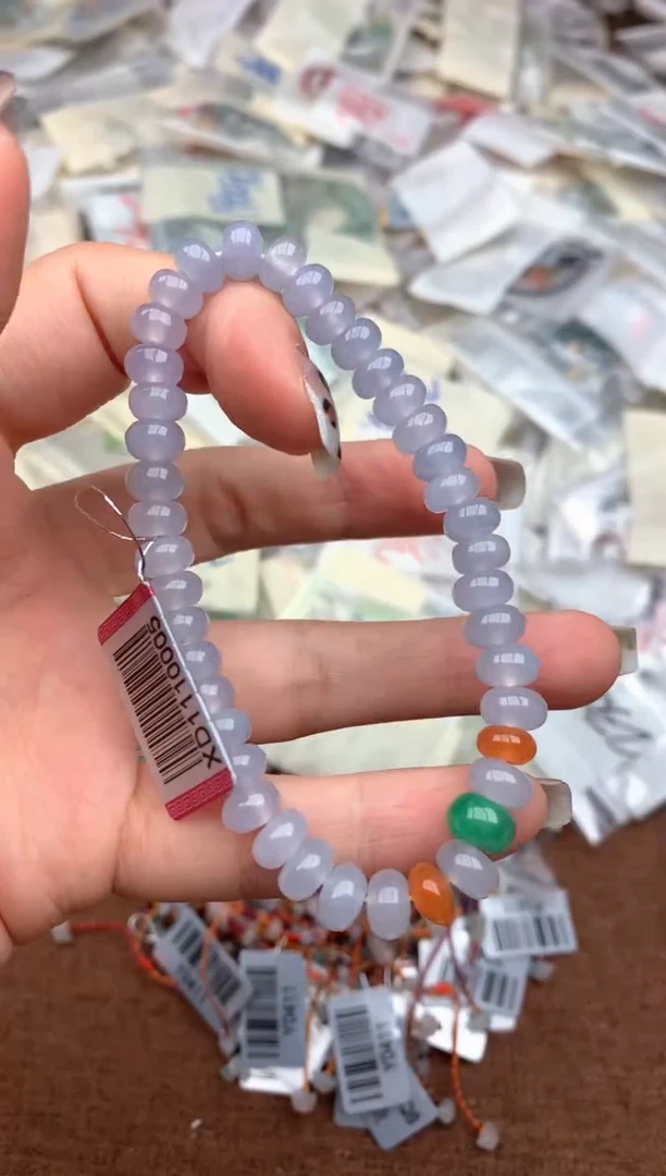 未镶嵌挂件翡翠—