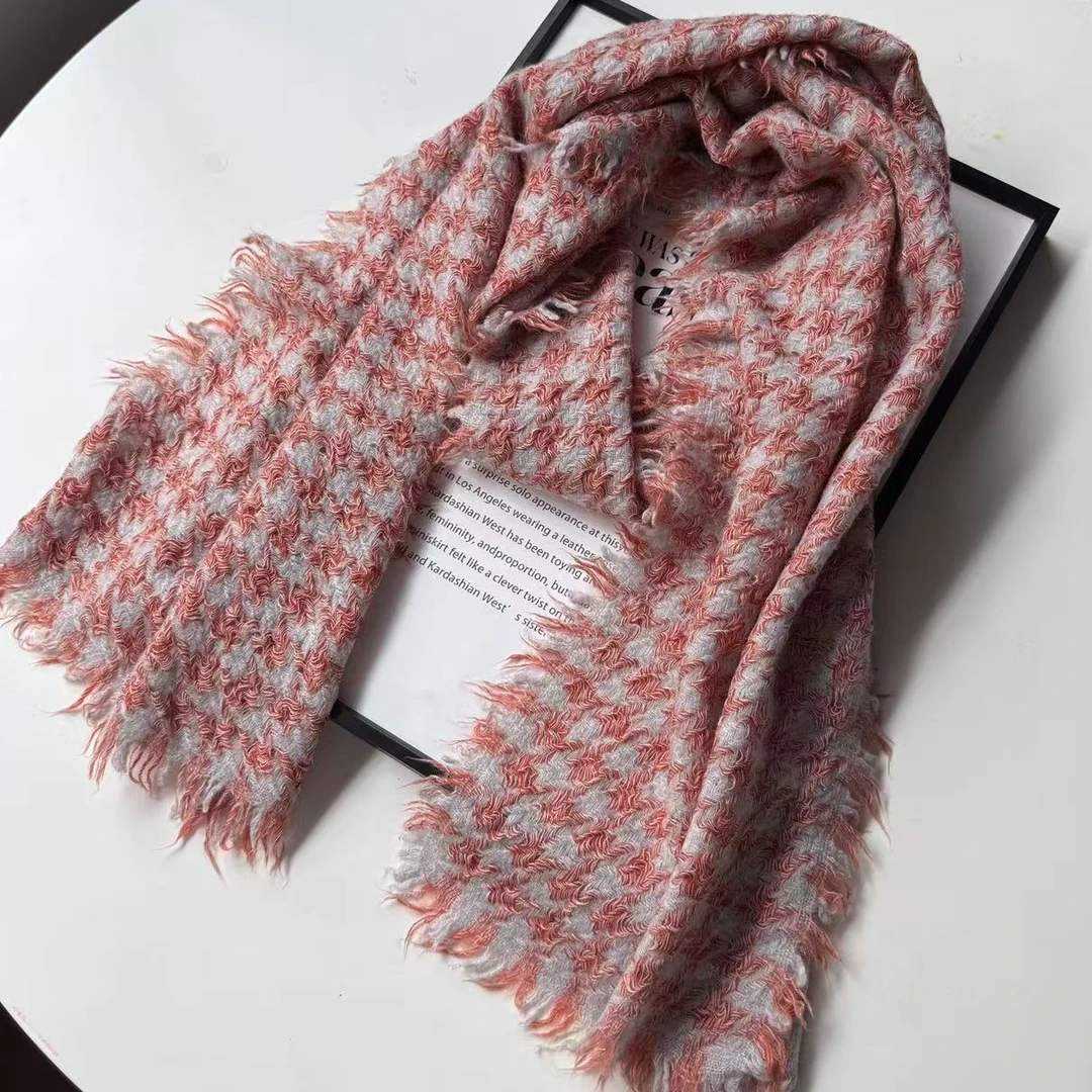 高档山羊绒流苏灰粉180*38长巾法式小香风围巾披肩空调毯L019