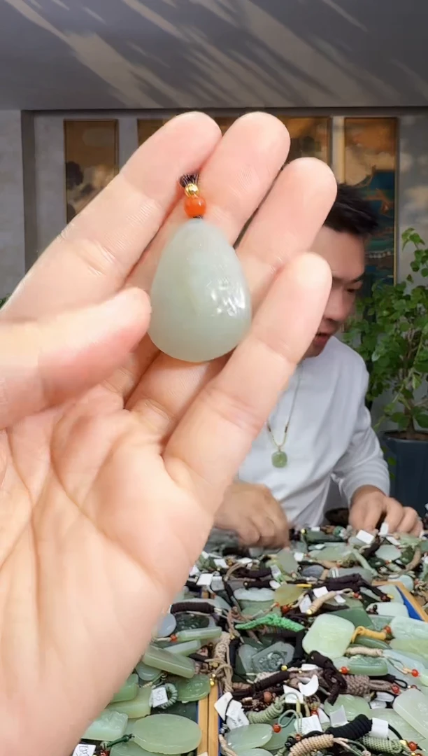 未镶嵌和田玉挂件拍一发一