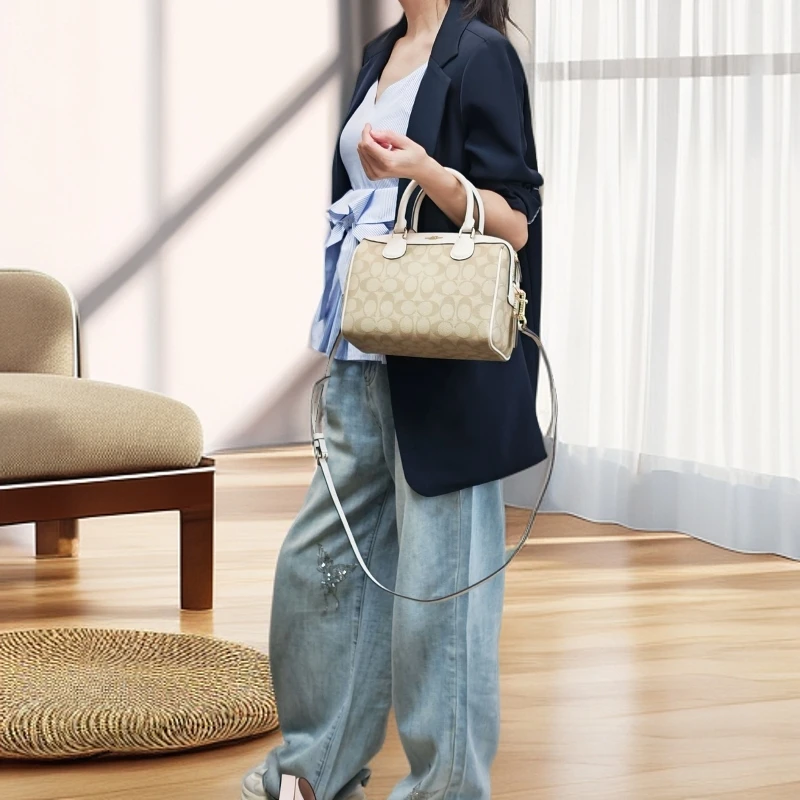 波士顿老花手提斜挎女包/底长23/a8773