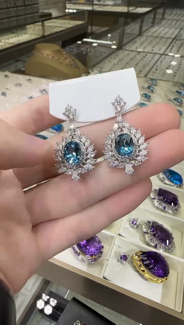 银S925镶嵌托帕石耳饰10*8mm伦敦蓝