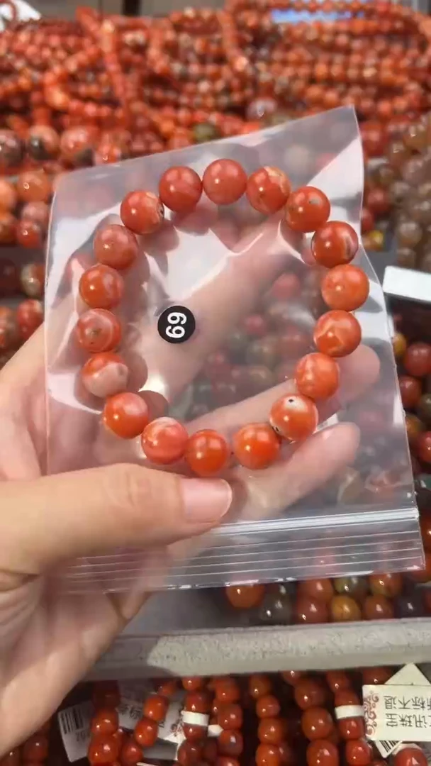 南红玛瑙手串未镶嵌11+