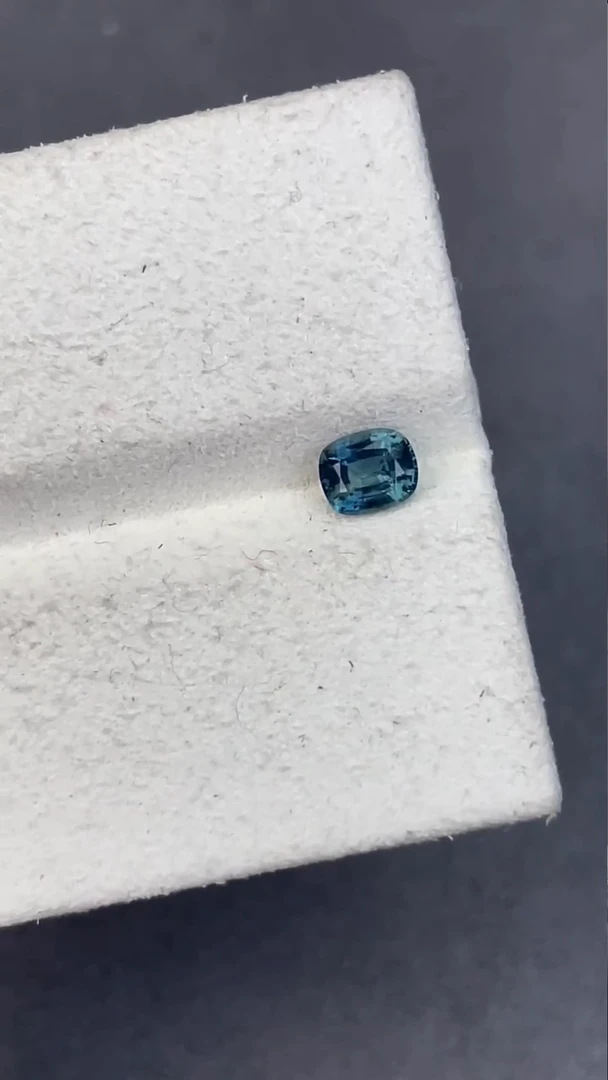 裸石蓝宝石未镶嵌48----0.9ct