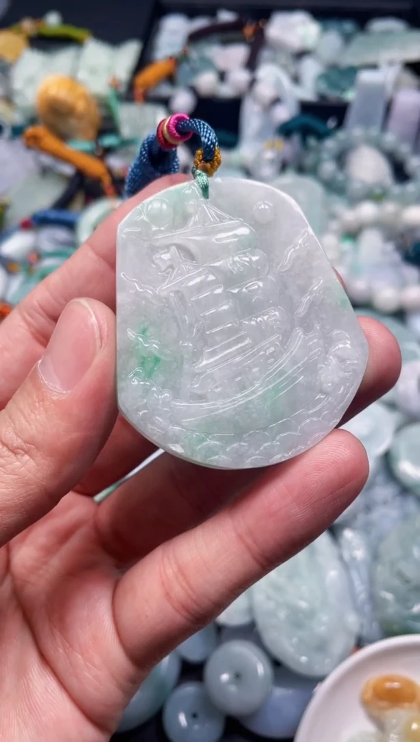 【闪购商品】翡翠项圈未镶嵌天然翡翠a货