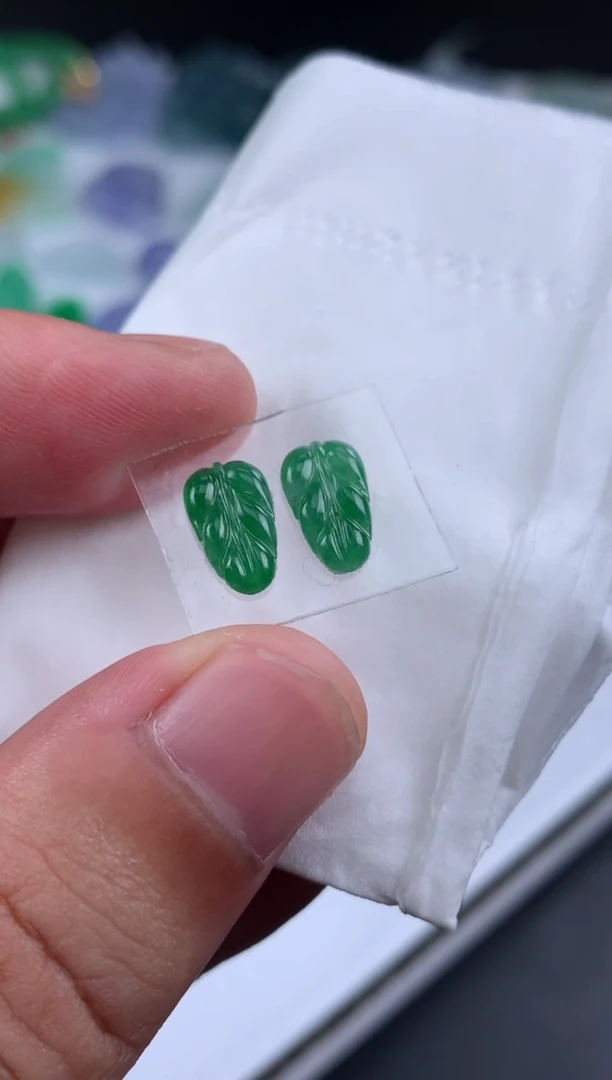 【闪购商品】定制翡翠未镶嵌多样性发一件
