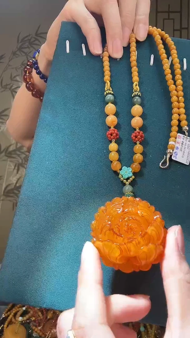 【闪购商品】琥珀裸石未镶嵌A0187天然蜜蜡