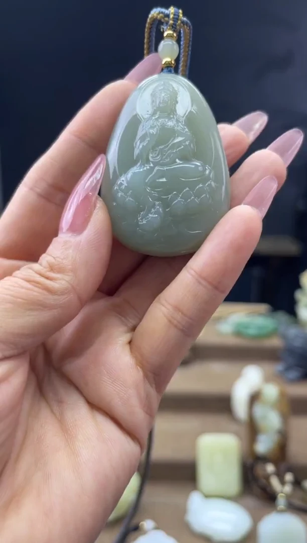 颈饰未镶嵌和田玉1