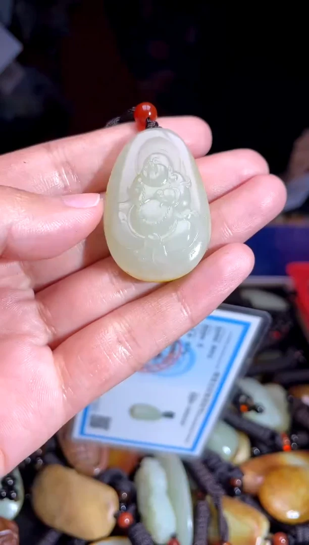 和田玉未镶嵌挂件1