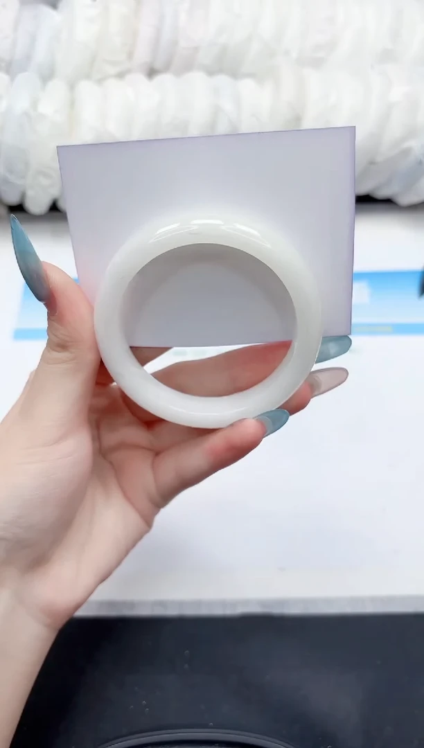 和田玉手镯未镶嵌260-56