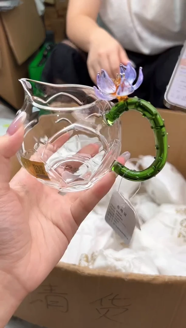 禾墨莲华湖绿色