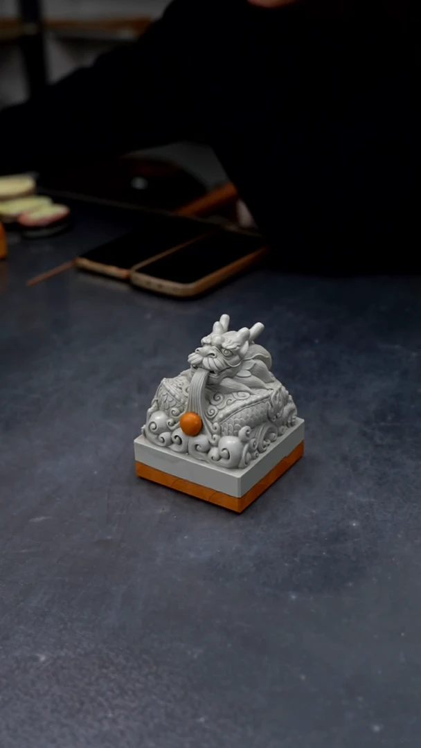 【闪购商品】天然原石手工雕刻