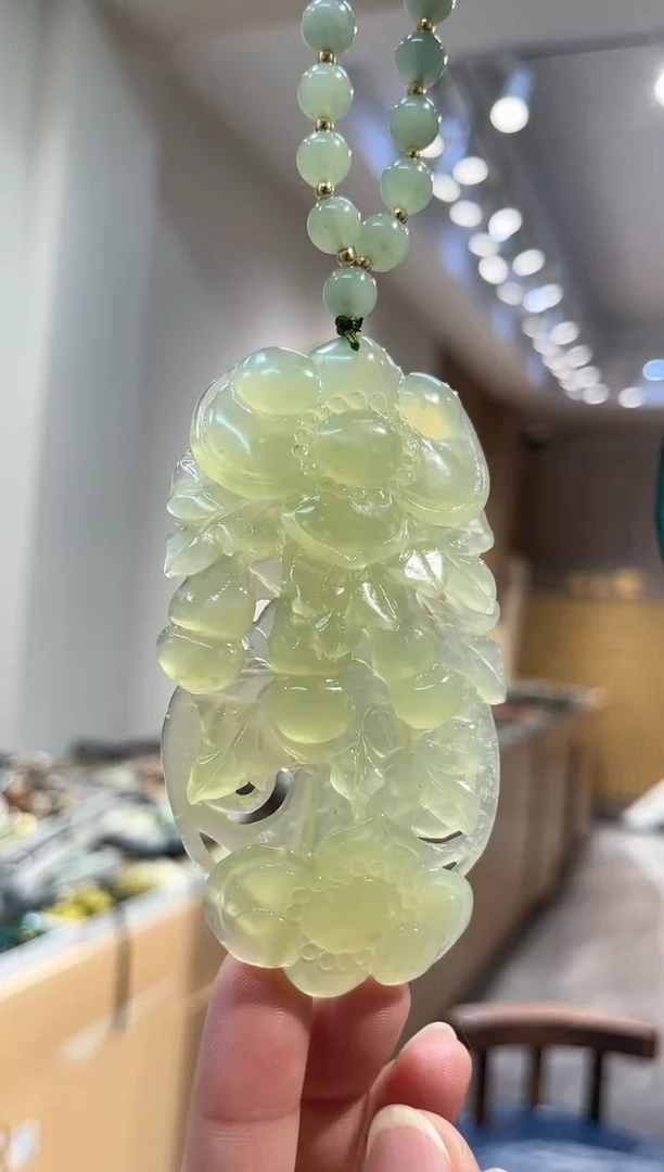 【闪购商品】岫玉颈饰未镶嵌吊坠