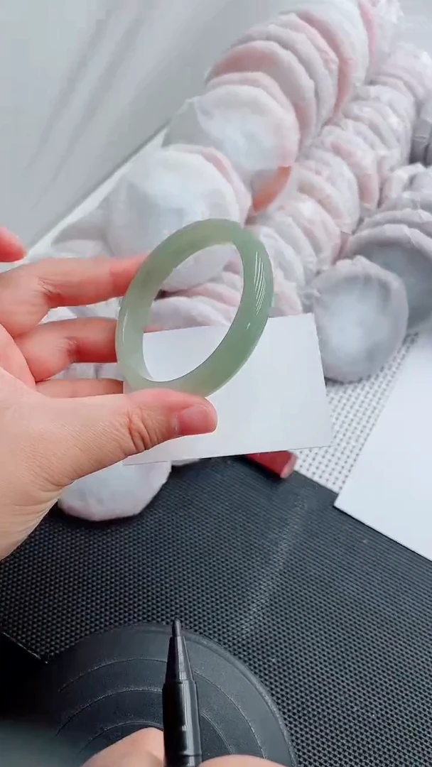 未镶嵌手镯石英质玉69-55-56