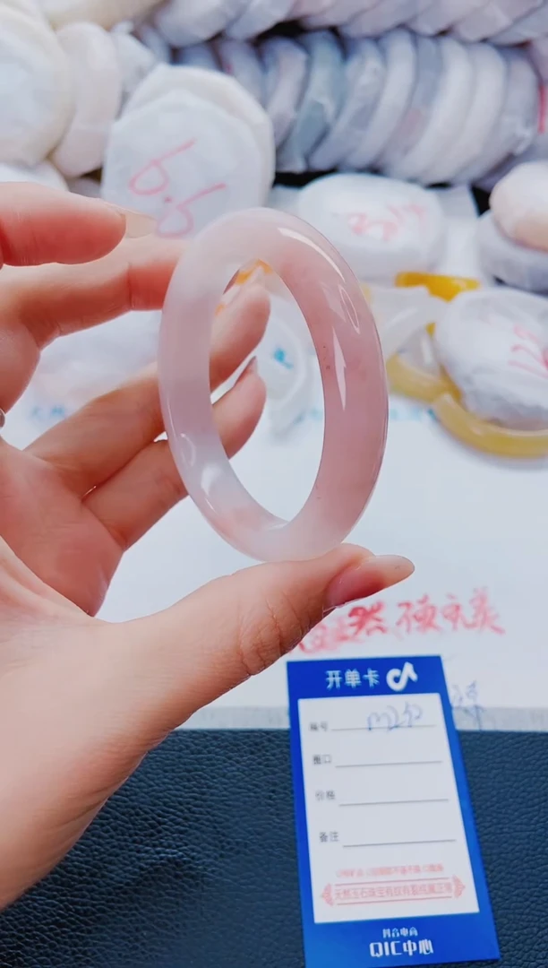 石英质玉手镯未镶嵌M230-55-56