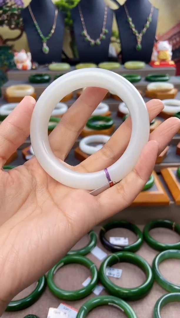 未镶嵌手镯和田玉山流水羊脂玉手镯58~59