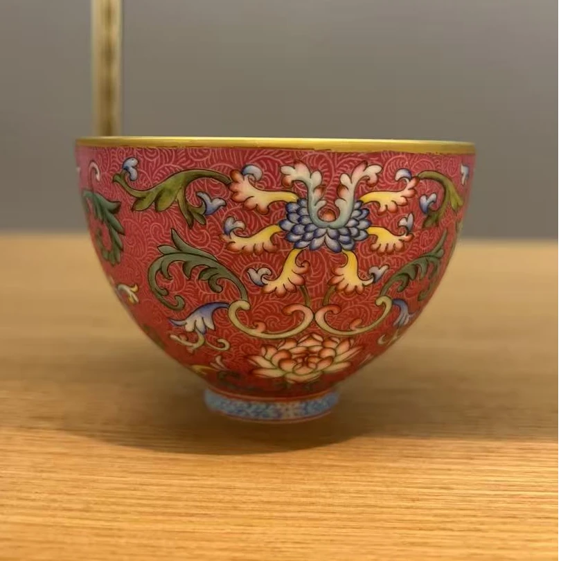 瓷立方—红底缠枝莲扒花主人杯-古窑专场