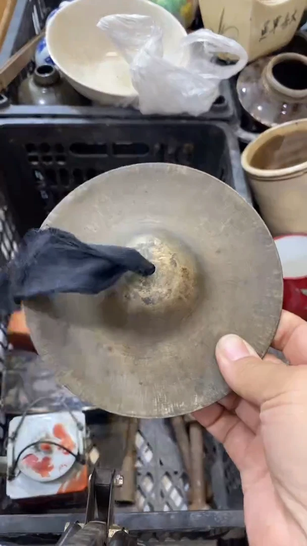 D****i所拍商品均为残品，付款表示默认，不退不换，看好下单，