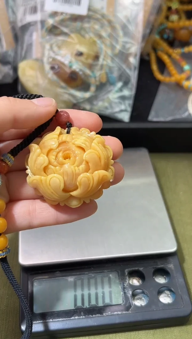 裸石琥珀未镶嵌琥珀蜜蜡吊坠