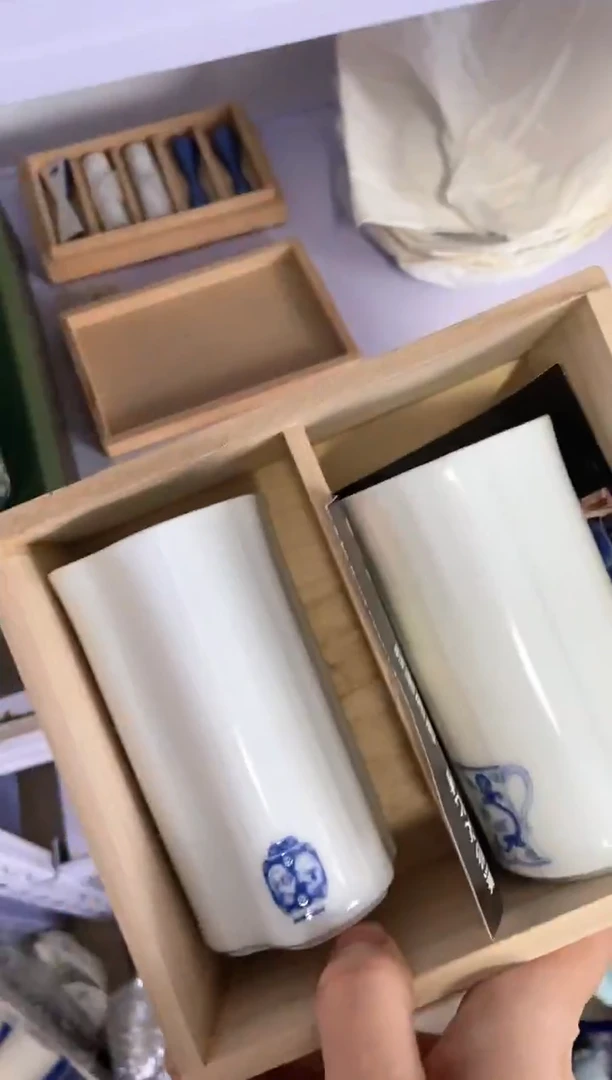 瓷片冈*中古商品默认微瑕谨慎参拍