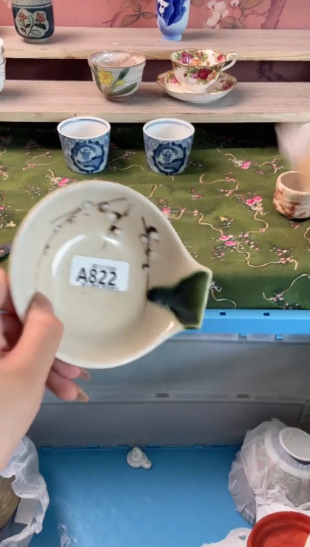 瓷片兔**5瓷器瓷器A822