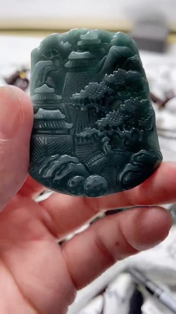 【闪购商品】翡翠颈饰未镶嵌8888888888888