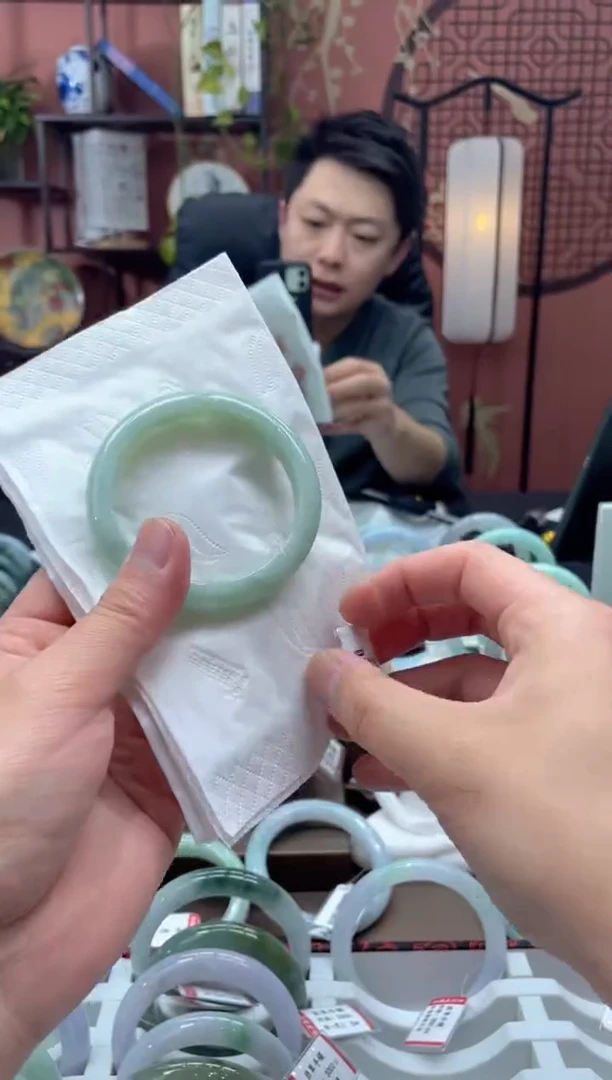 未镶嵌手镯翡翠6452*****