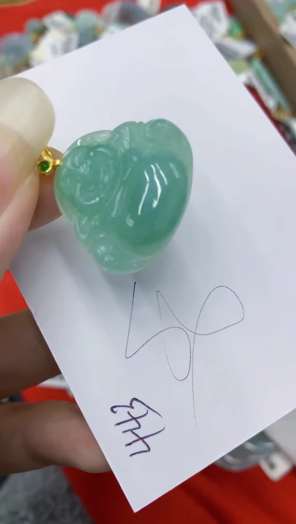 翡翠未镶嵌颈饰111111111111