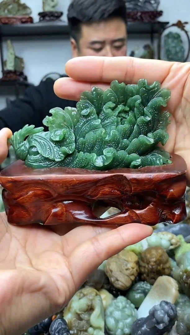 未镶嵌和田玉摆件1