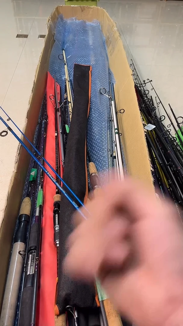梦***行孤品微瑕，实物以直播间为准