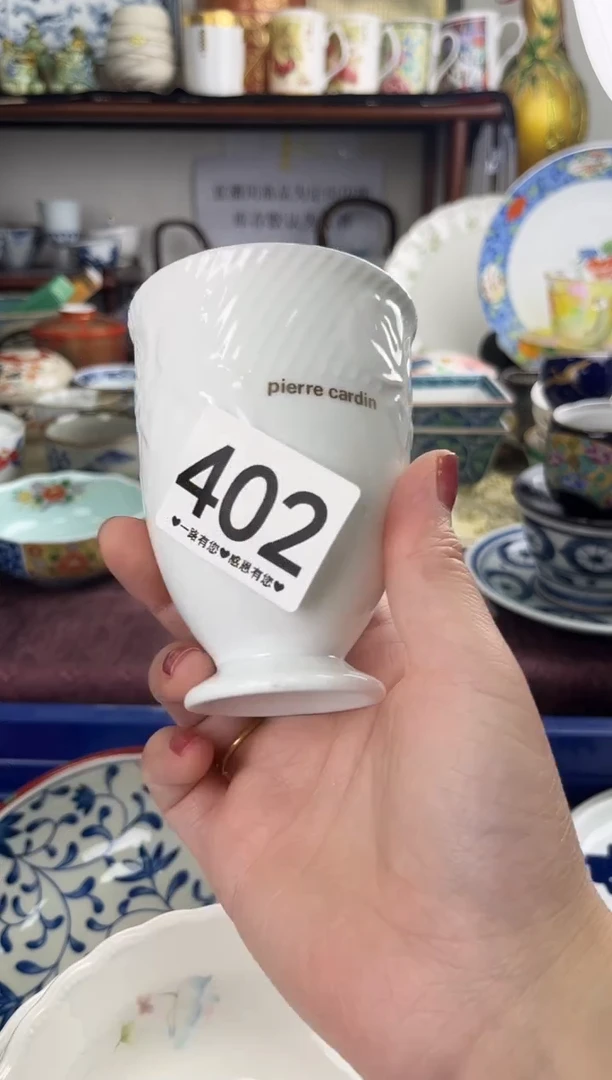 瓷片402............