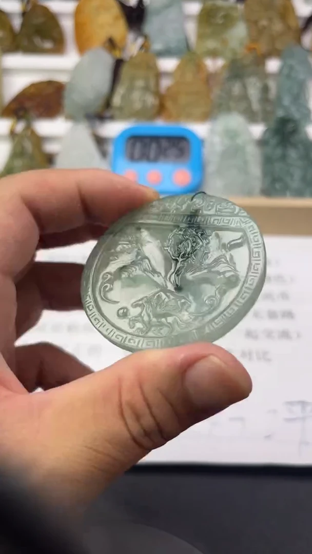 翡翠未镶嵌颈饰天然翡翠