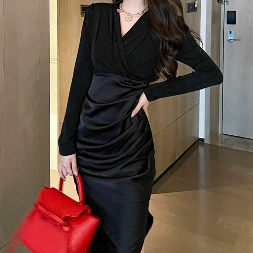 法式拼接轻职风连衣裙气质修身赫本风长袖显瘦秋冬小黑裙
