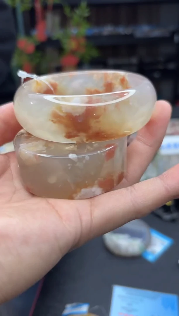 【闪购商品】石英质玉手镯未镶嵌679（63圈赠送镯心）